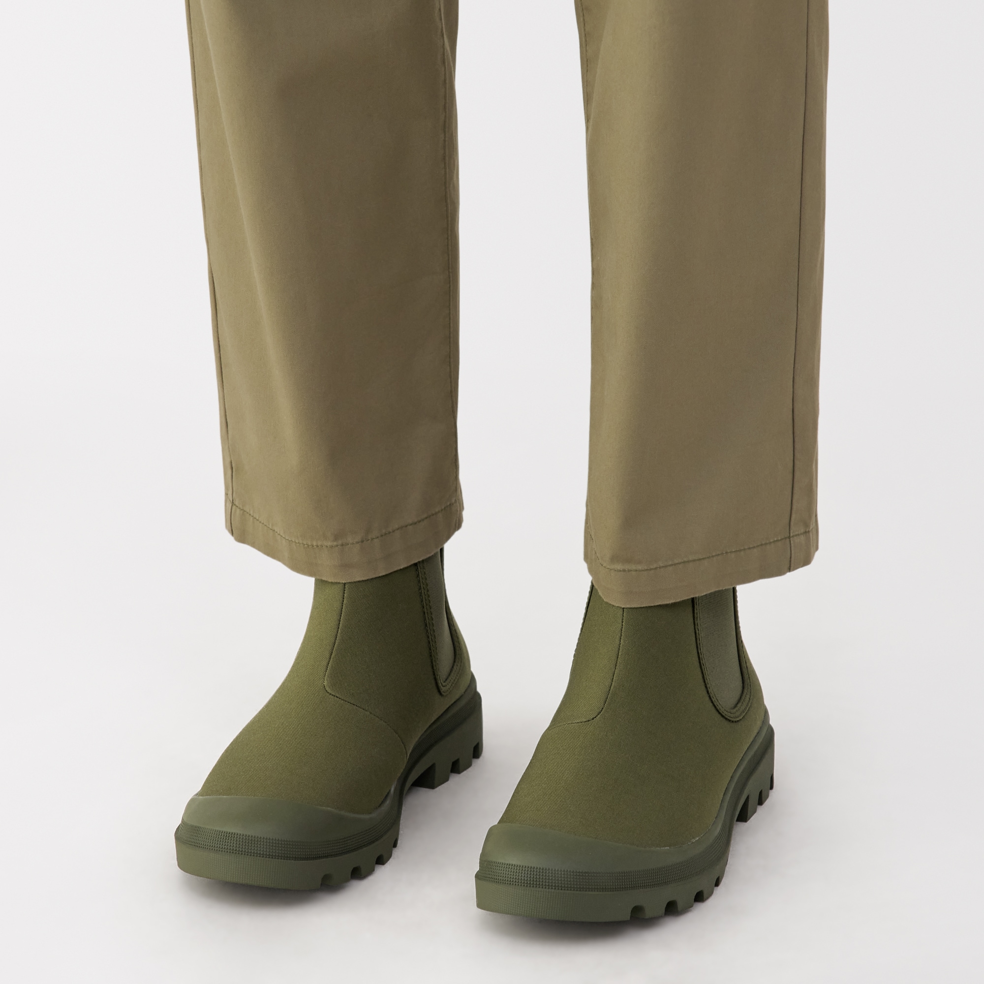 婦人　柔らかい中敷を使用した　撥水サイドゴアブーツ