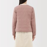 婦人　軽量ダウンポケッタブルノーカラージャケット