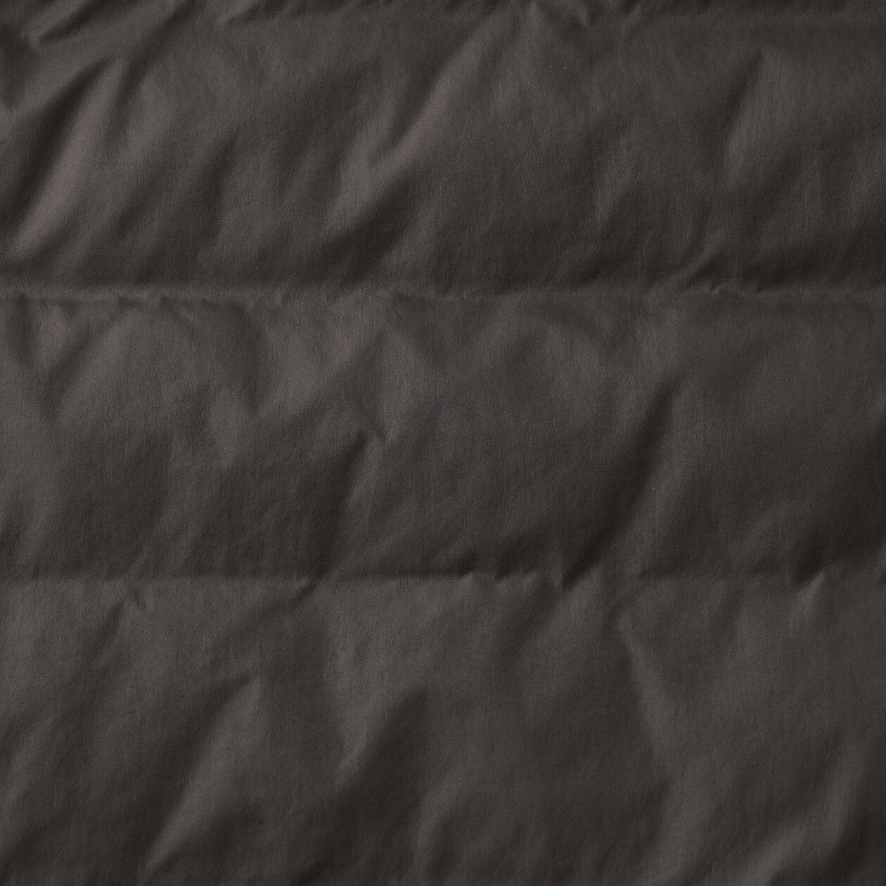 婦人　軽量ダウンポケッタブルノーカラージャケット