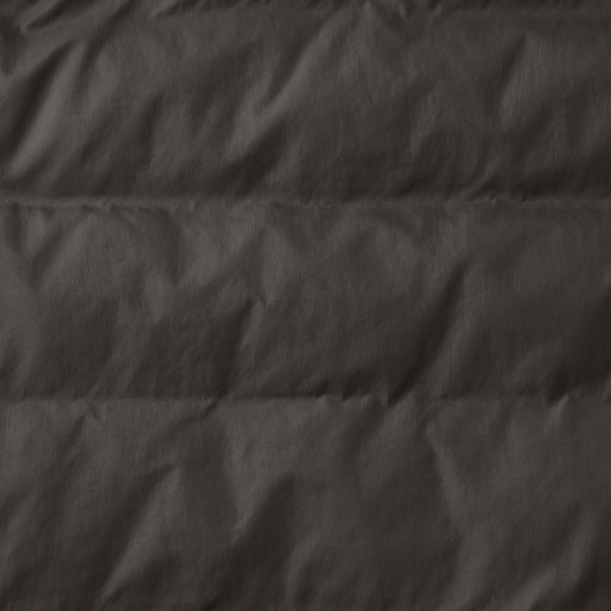 婦人　軽量ダウンポケッタブルノーカラージャケット