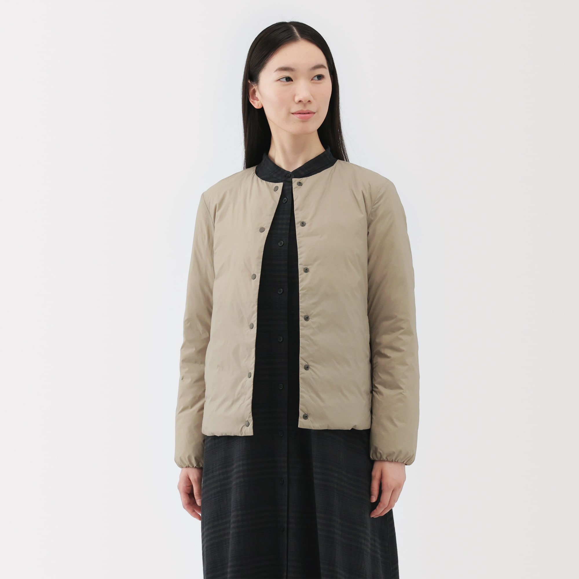 婦人 軽量ダウンポケッタブルノーカラージャケット | 無印良品