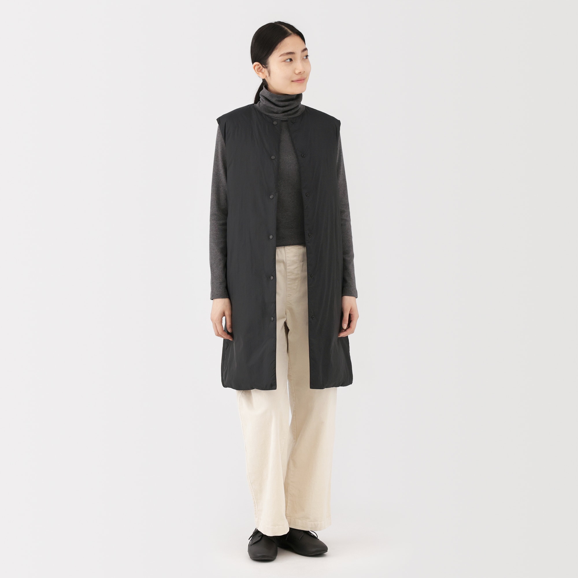 婦人 軽量ダウンポケッタブルノーカラーロングベスト | 無印良品
