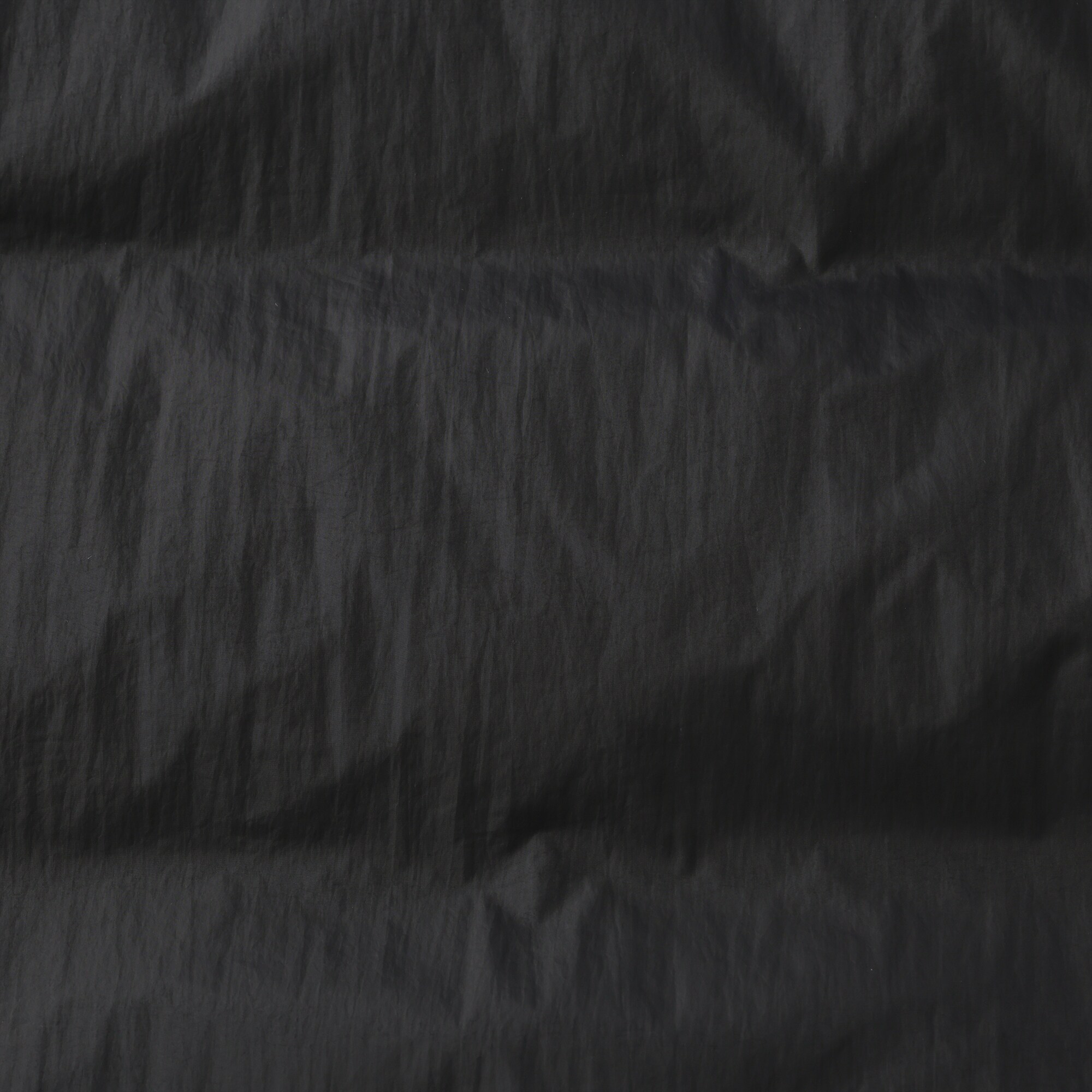 婦人　軽量ダウンポケッタブルノーカラーロングベスト