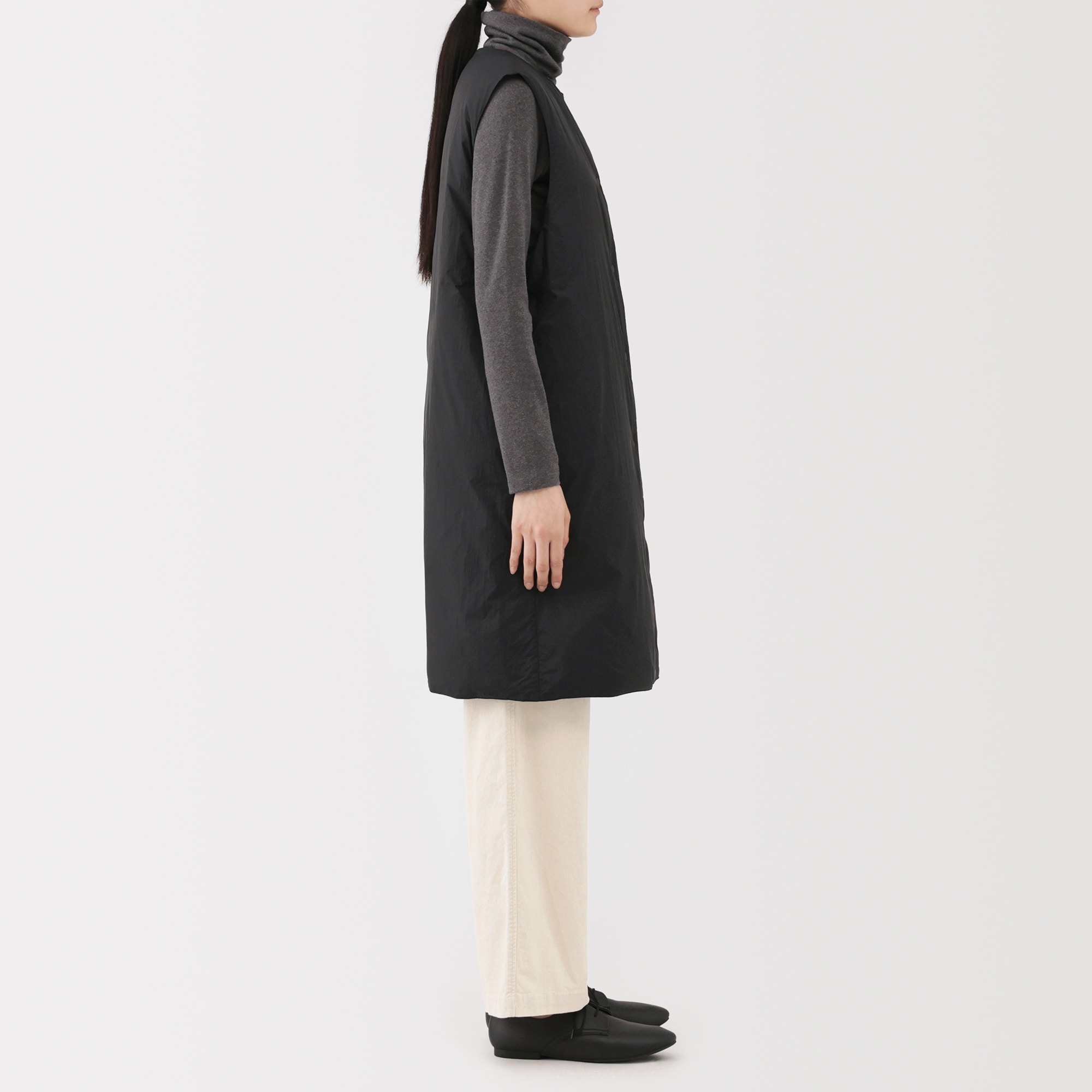 婦人 軽量ダウンポケッタブルノーカラーロングベスト | 無印良品