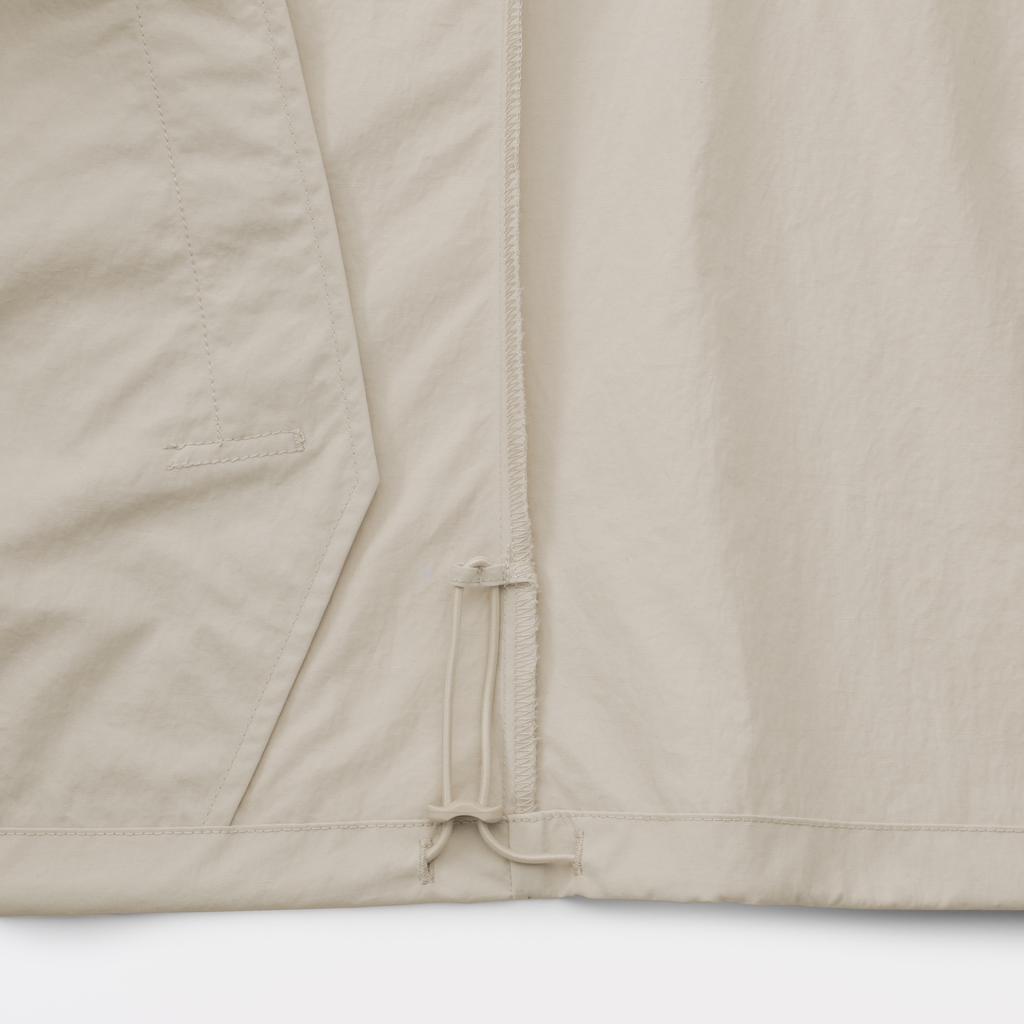 婦人　撥水ＵＶカットポケッタブルフードジャケット