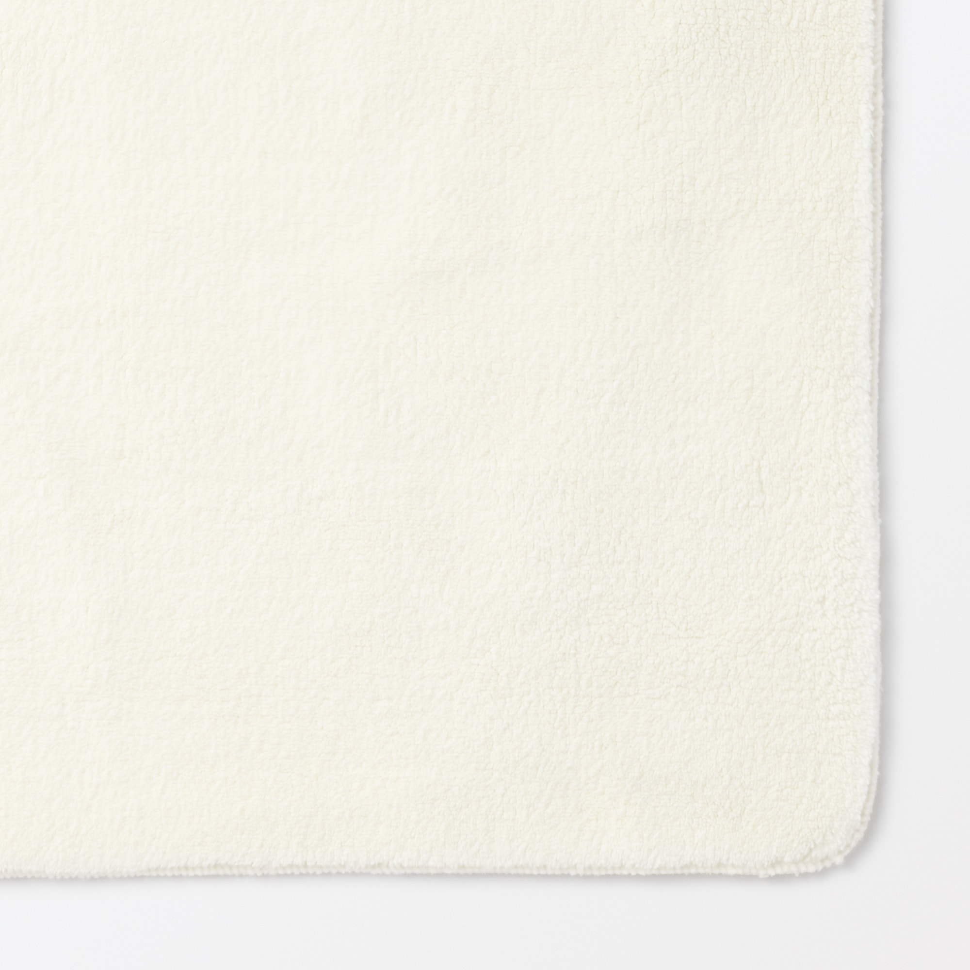 再生ポリエステル あたたかファイバーマルチラグ 140×195 | 無印良品