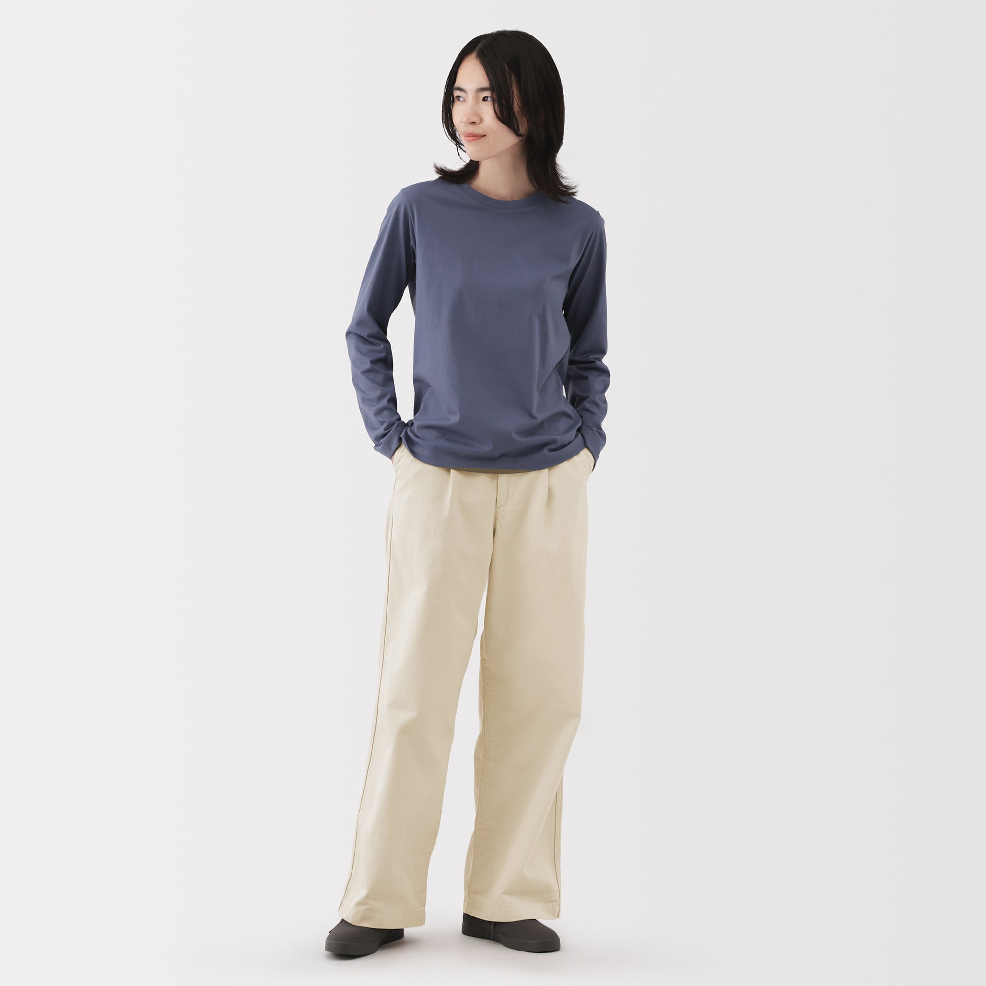 婦人　ムラ糸　チノタックワイドパンツ　股下長め