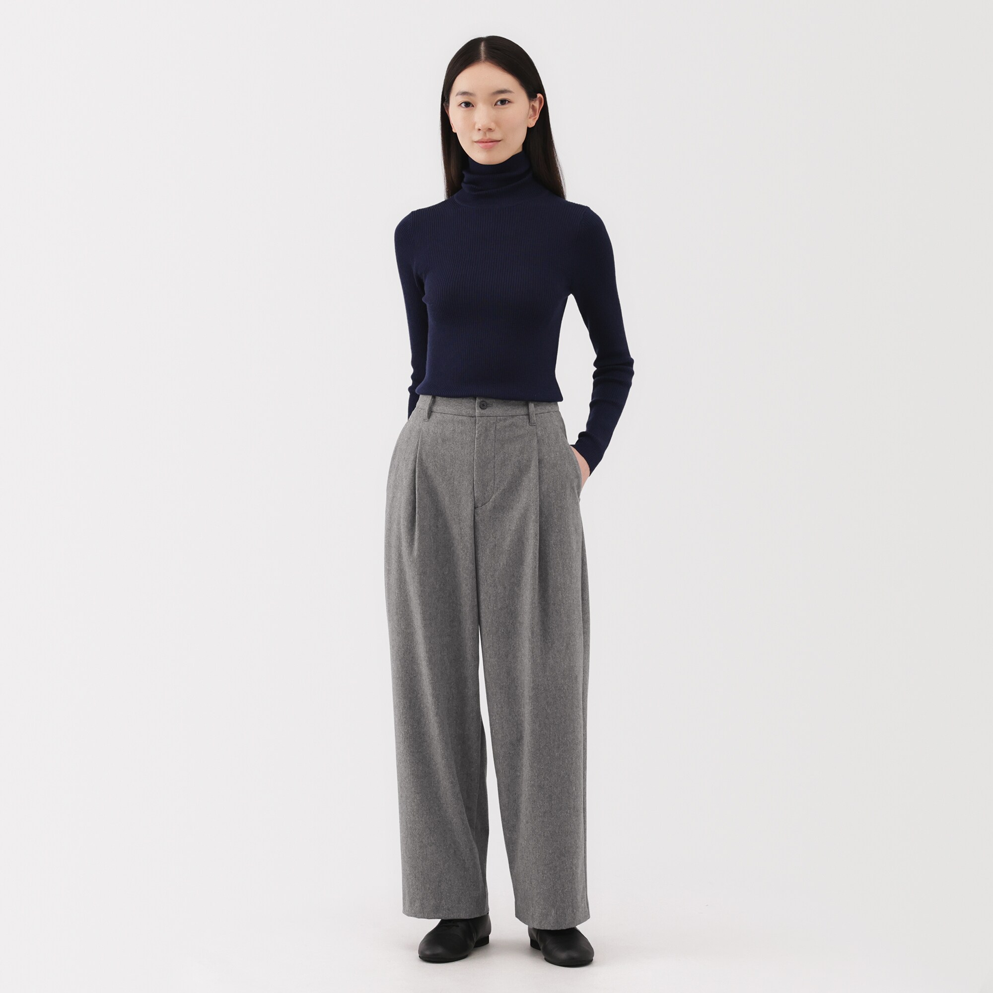 婦人　縦横ストレッチ起毛　タックワイドパンツ