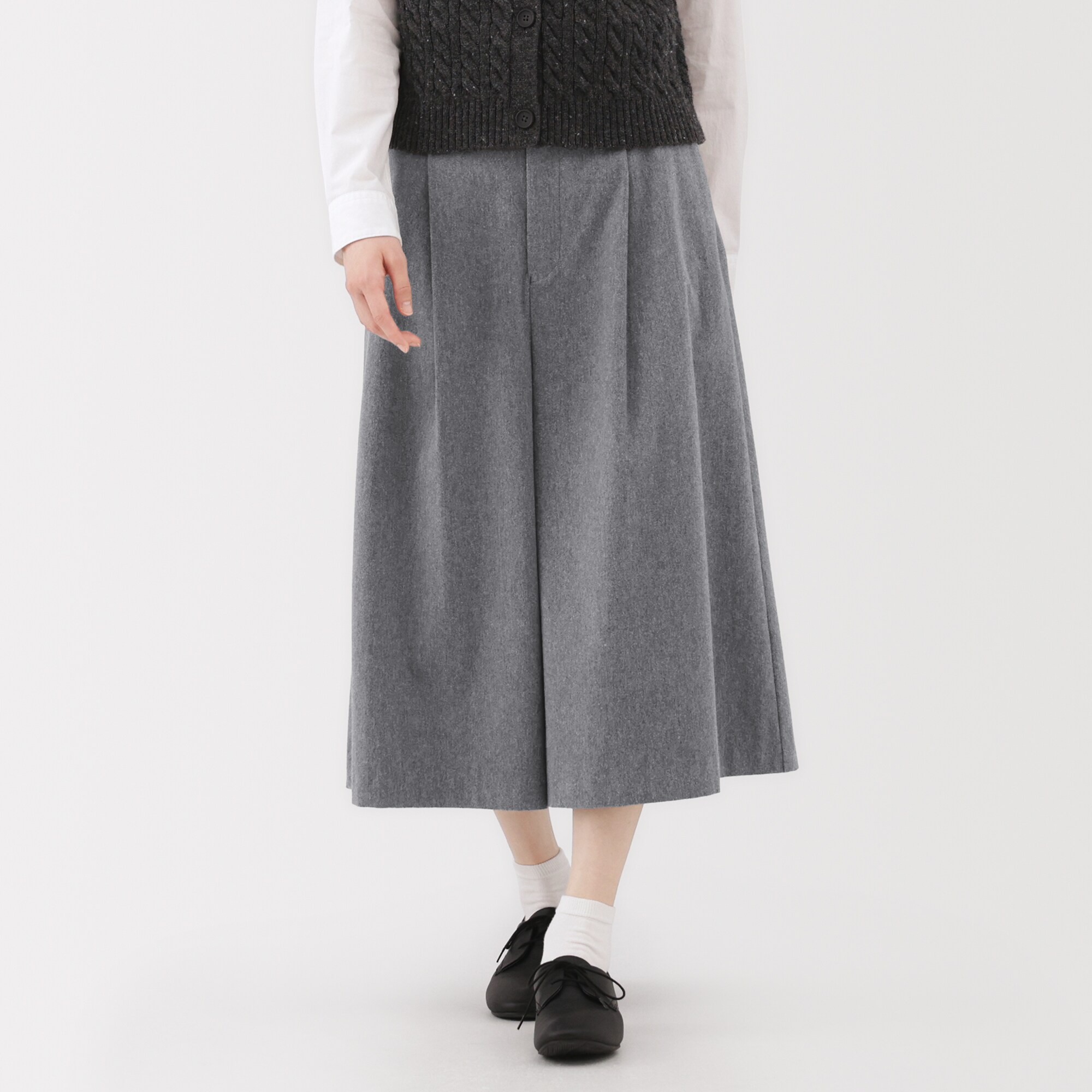 婦人　縦横ストレッチ起毛　クロップドパンツ