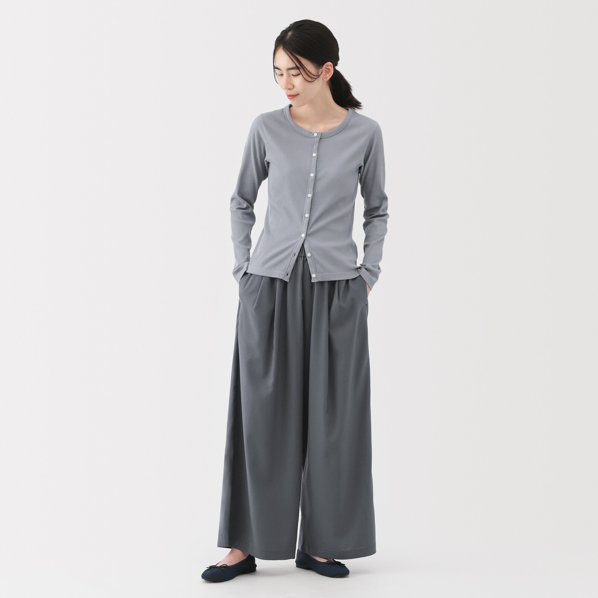 sirone(シロネ)ダークブルー デニムワイドパンツ リボン付き sirone(シロネ)ダークブルー デニムワイドパンツ リボンツキ
