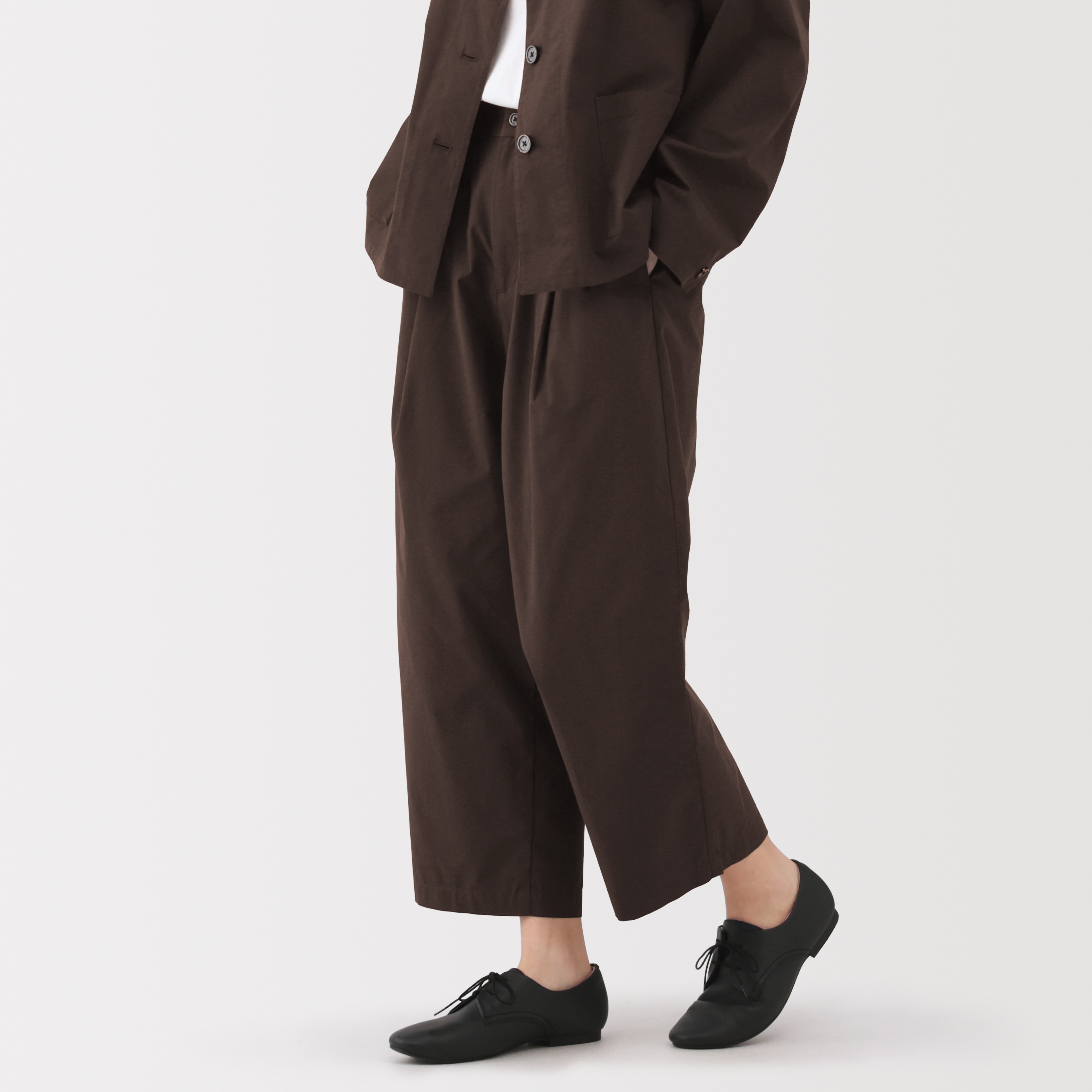 婦人　乾きやすい　ブロードワイドテーパードパンツ