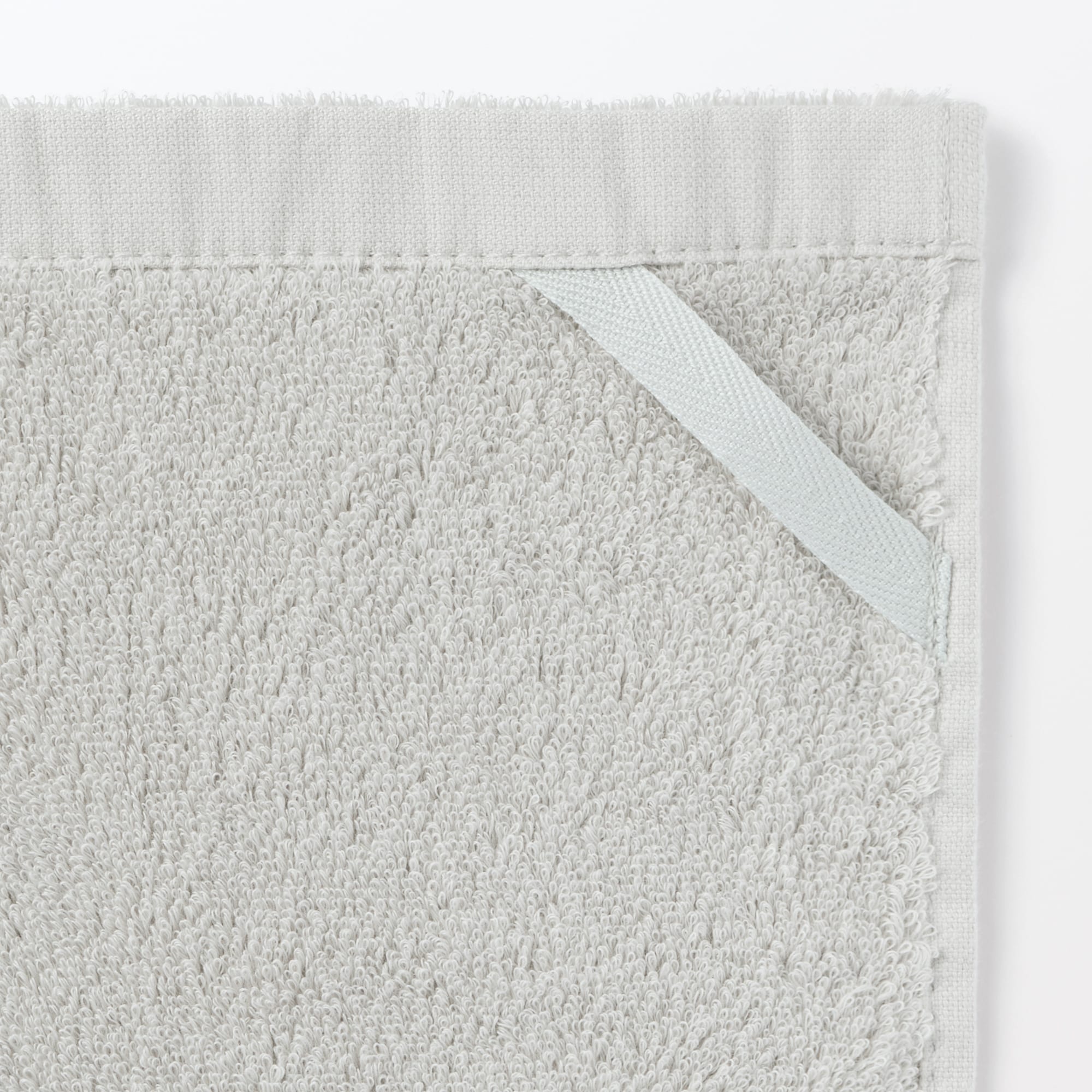 肌あたりやわらかハンドタオル