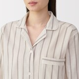 婦人　脇に縫い目のない　二重ガーゼ長袖パジャマ