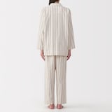 婦人　脇に縫い目のない　二重ガーゼ長袖パジャマ