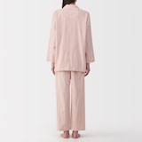 婦人　脇に縫い目のない　二重ガーゼ長袖パジャマ