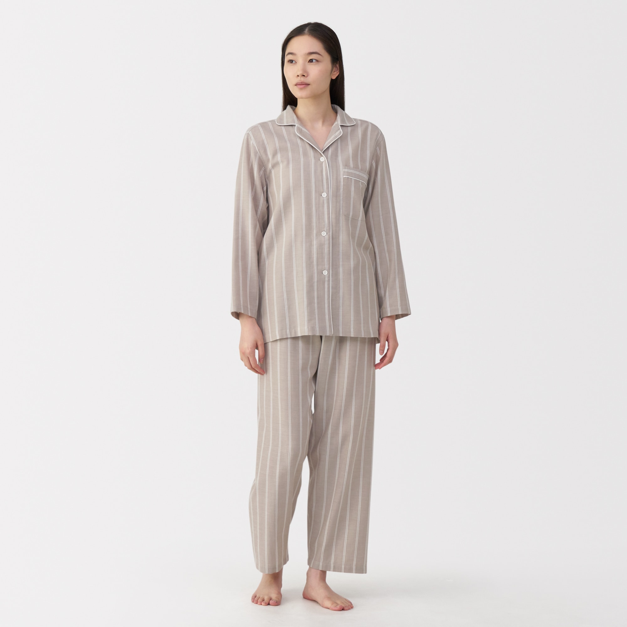 婦人　脇に縫い目のない　二重ガーゼ長袖パジャマ