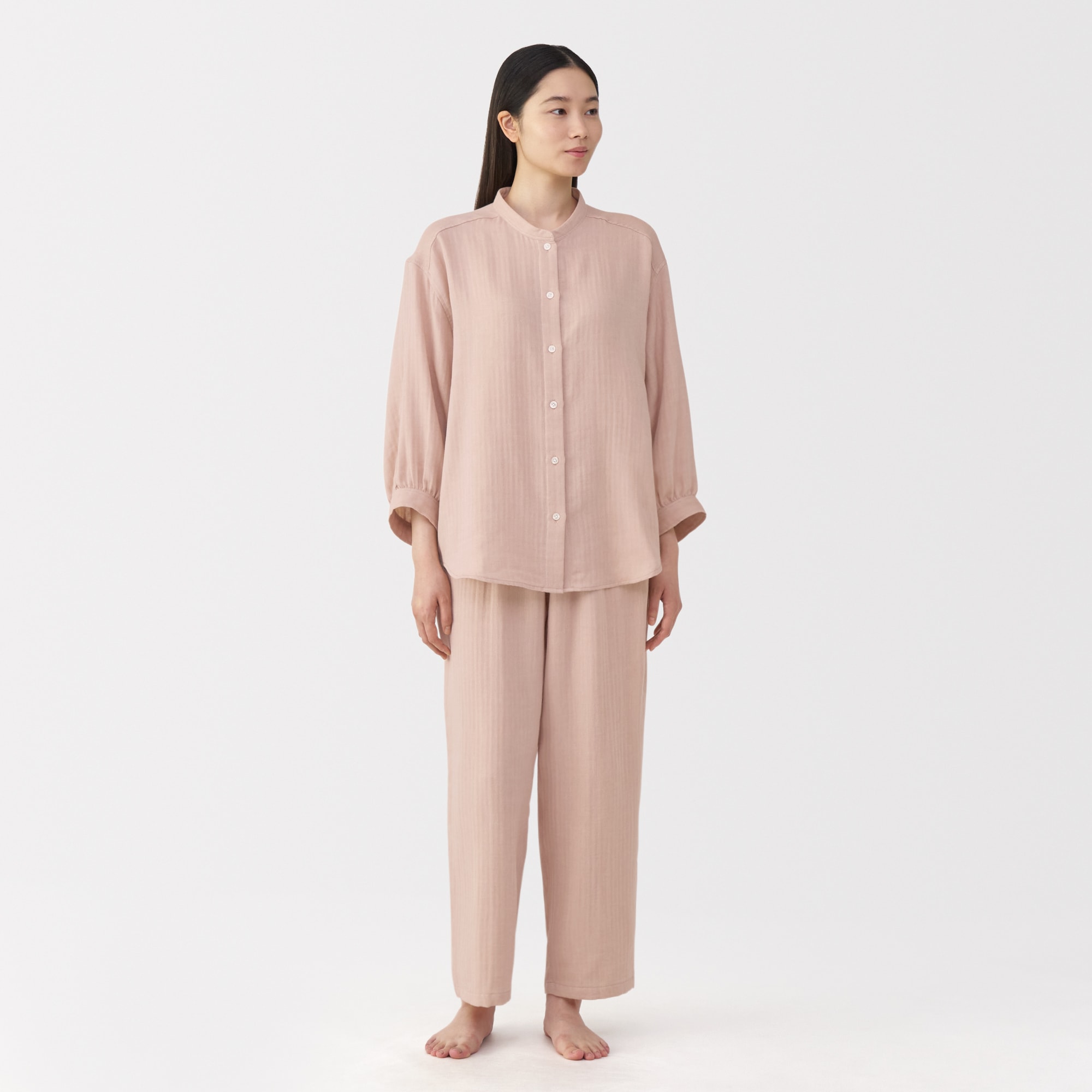 婦人　ヘリンボーンガーゼ　スタンドカラー八分袖パジャマ