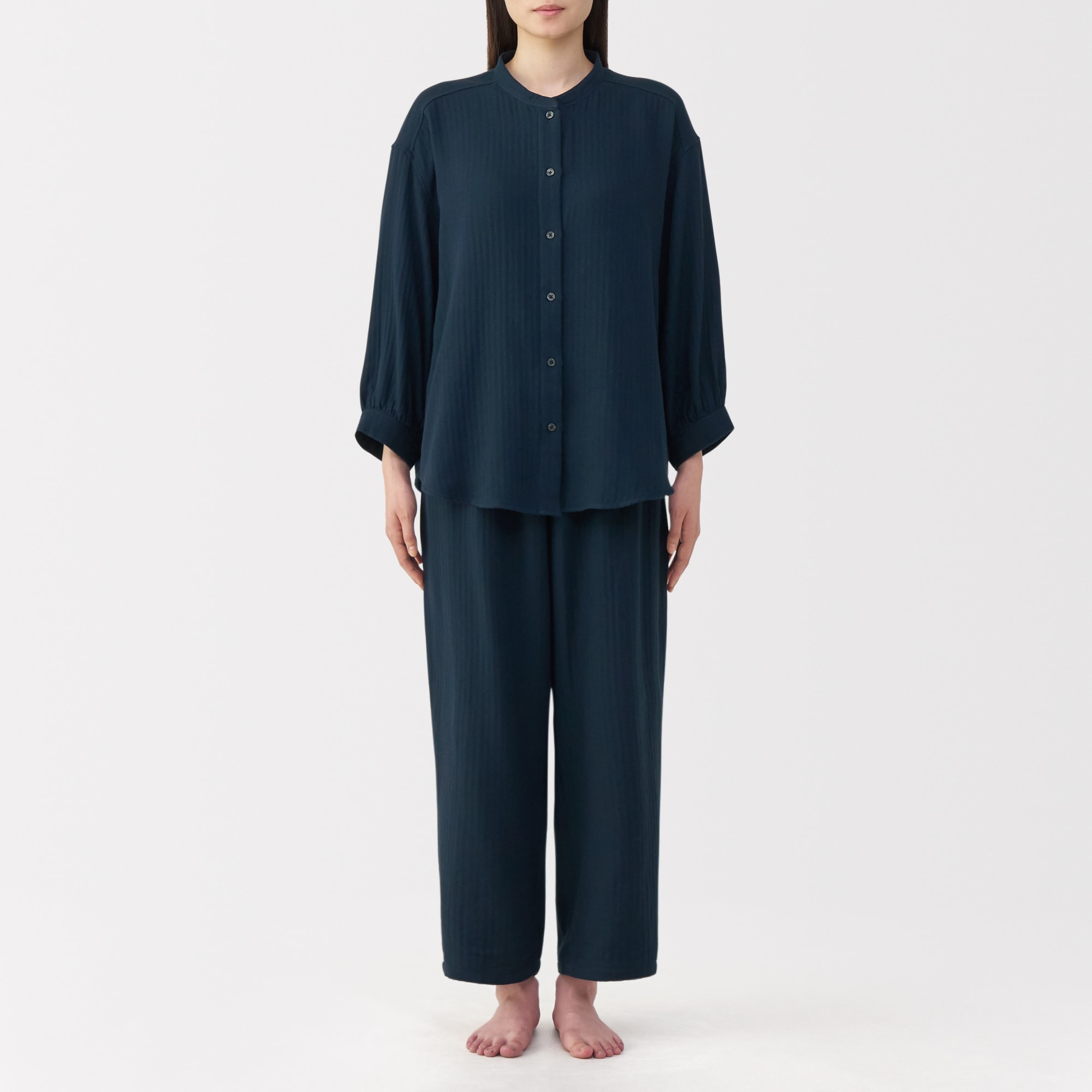 婦人　ヘリンボーンガーゼ　スタンドカラー八分袖パジャマ