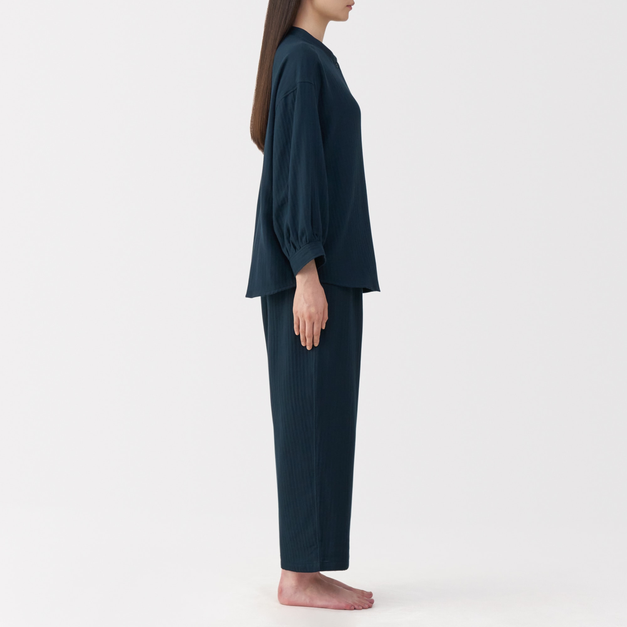 婦人　ヘリンボーンガーゼ　スタンドカラー八分袖パジャマ