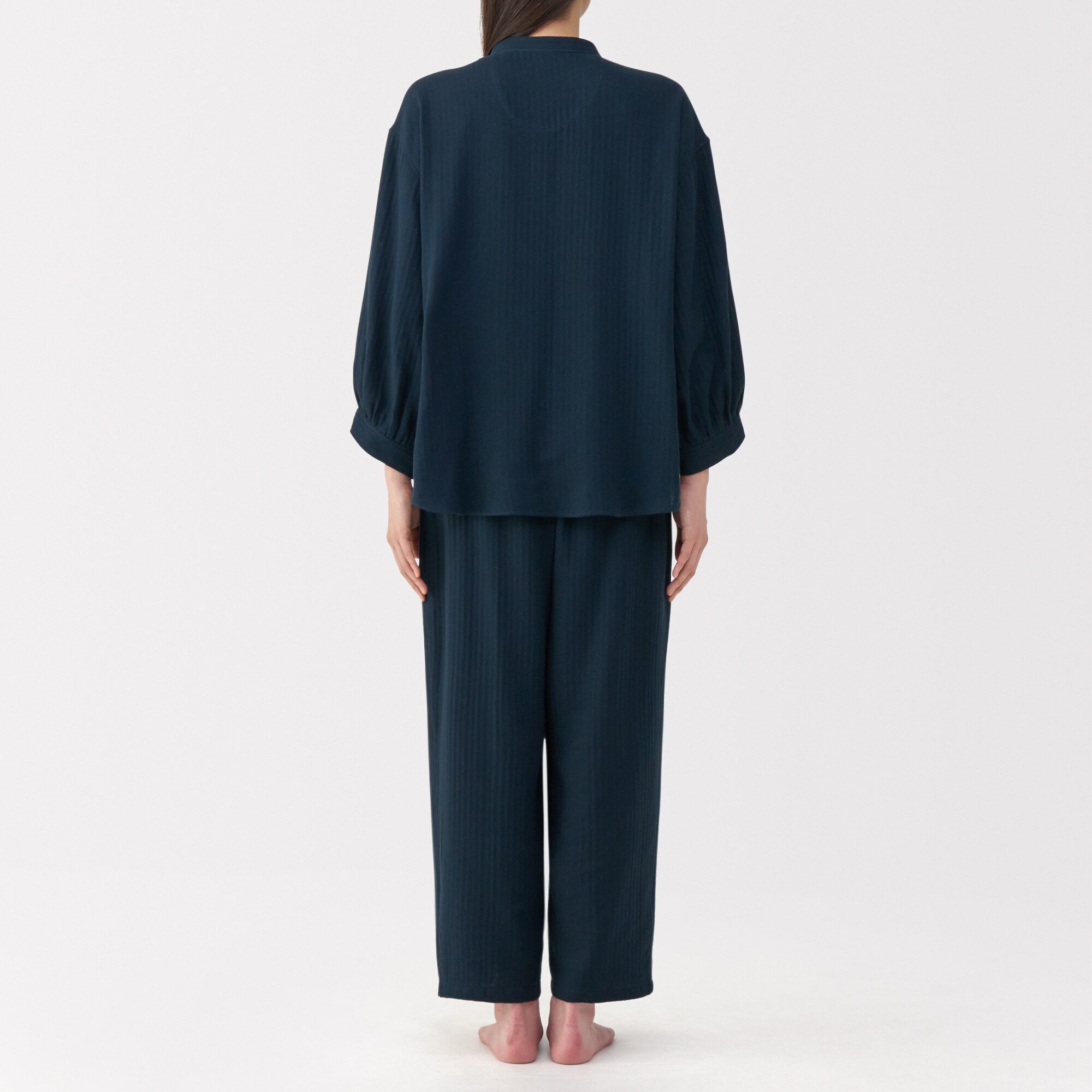 婦人　ヘリンボーンガーゼ　スタンドカラー八分袖パジャマ