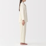 婦人　脇に縫い目のない　フランネル長袖パジャマ