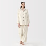 婦人　脇に縫い目のない　フランネル長袖パジャマ