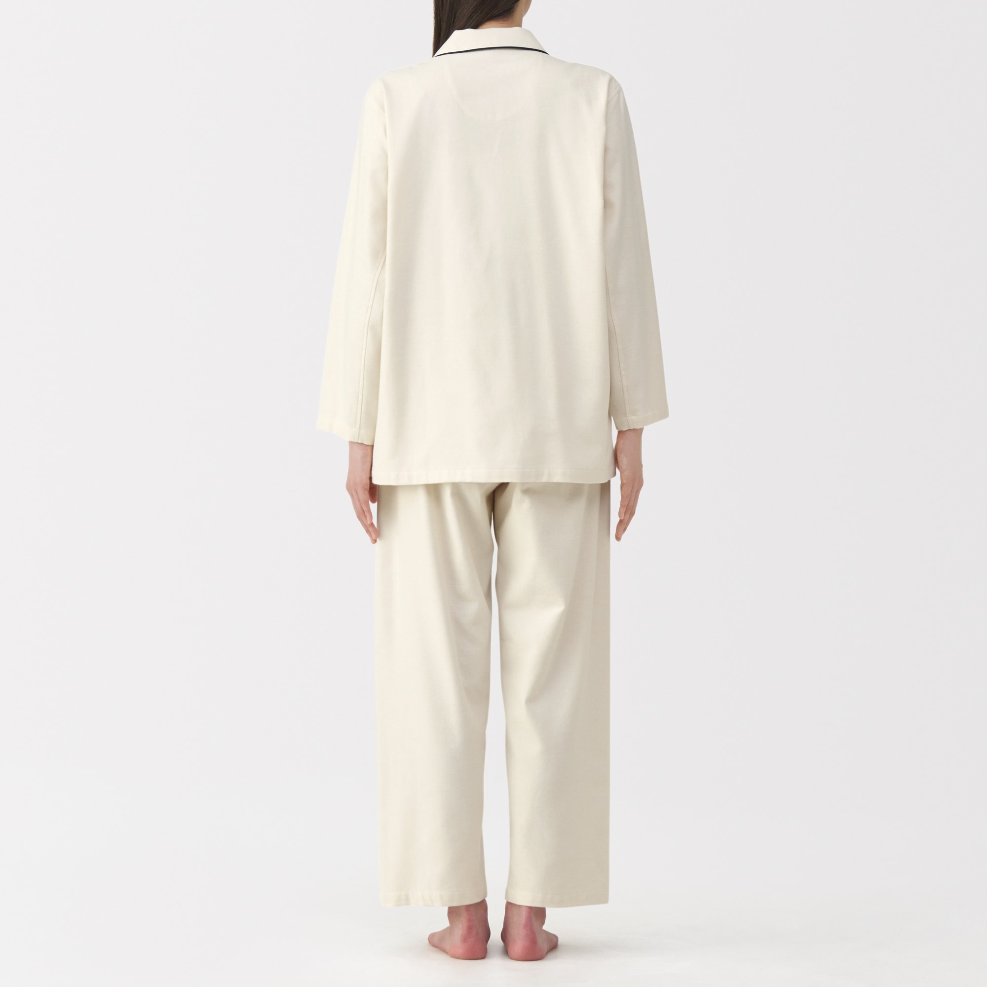 婦人　脇に縫い目のない　フランネル長袖パジャマ