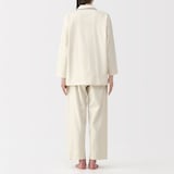 婦人　脇に縫い目のない　フランネル長袖パジャマ