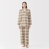 婦人　脇に縫い目のない　フランネル長袖パジャマ