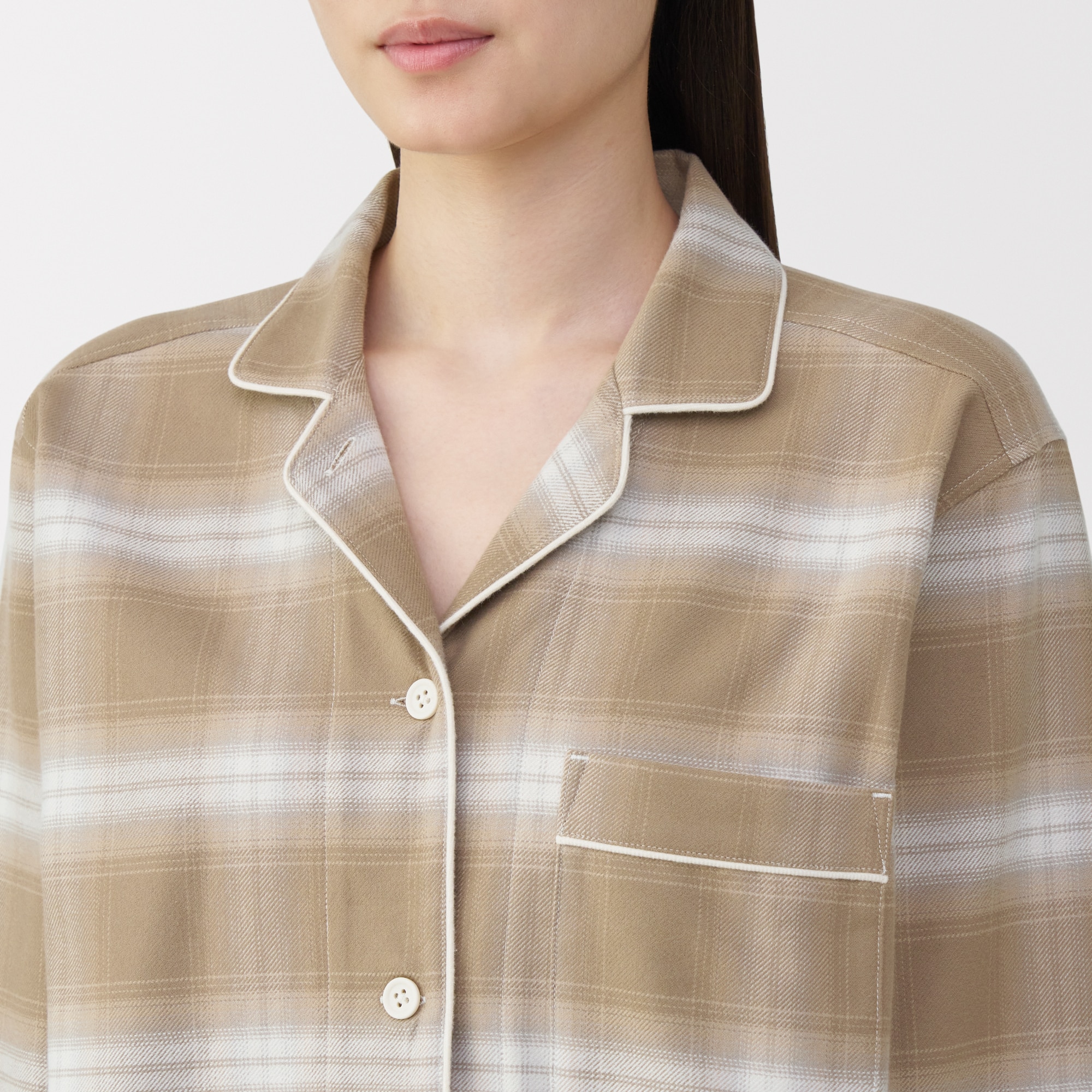 婦人　脇に縫い目のない　フランネル長袖パジャマ