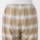 婦人　脇に縫い目のない　フランネル長袖パジャマ