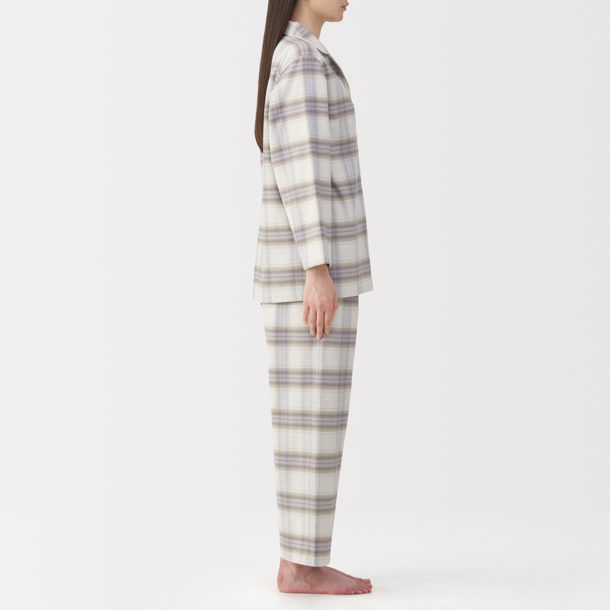 婦人　脇に縫い目のない　フランネル長袖パジャマ