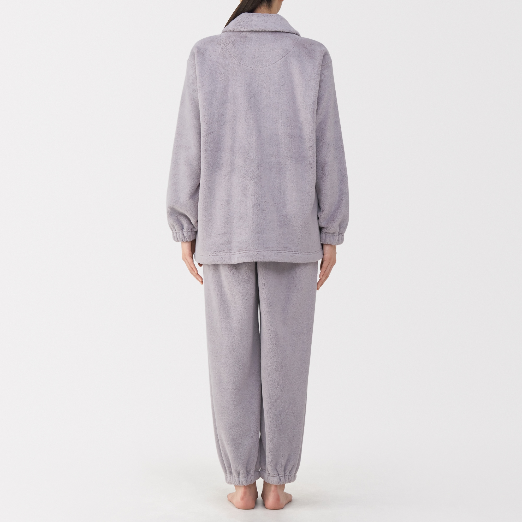 婦人　静電気が起きにくい　着る毛布パジャマ