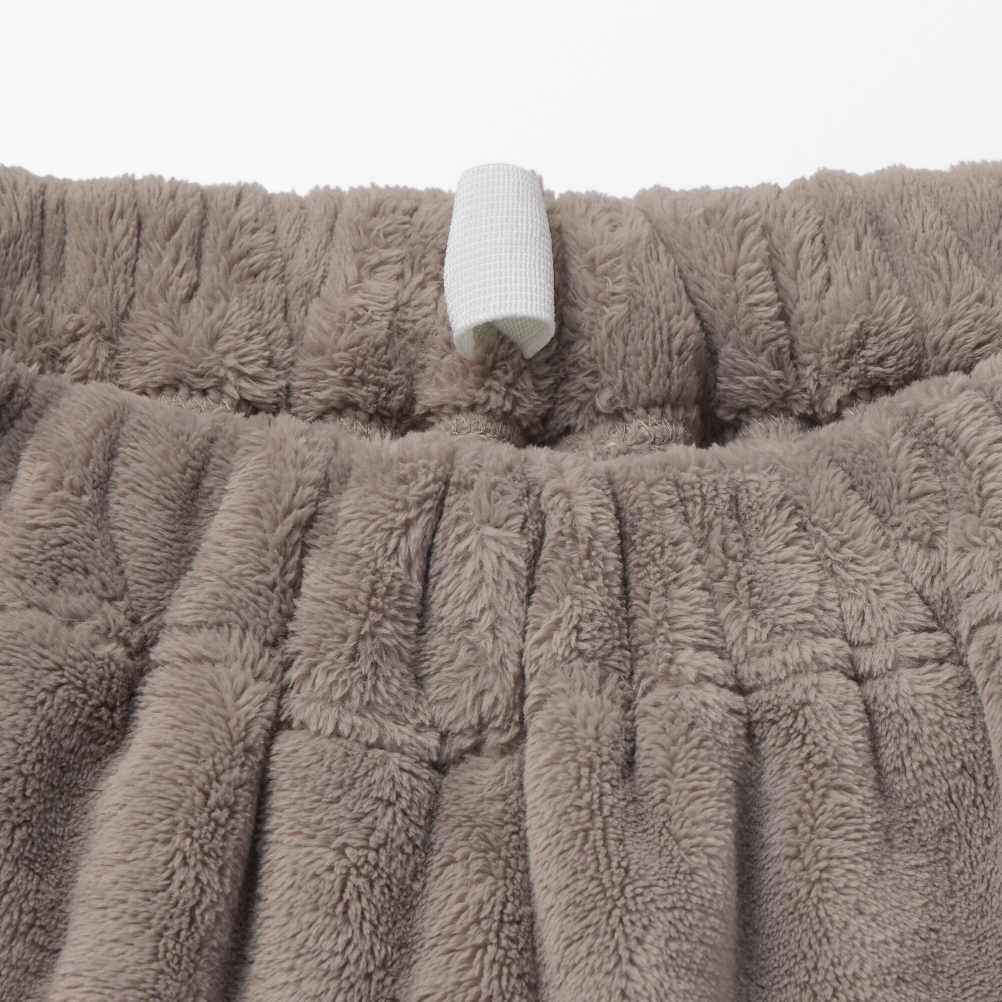 婦人　静電気が起きにくい　着る毛布パジャマ