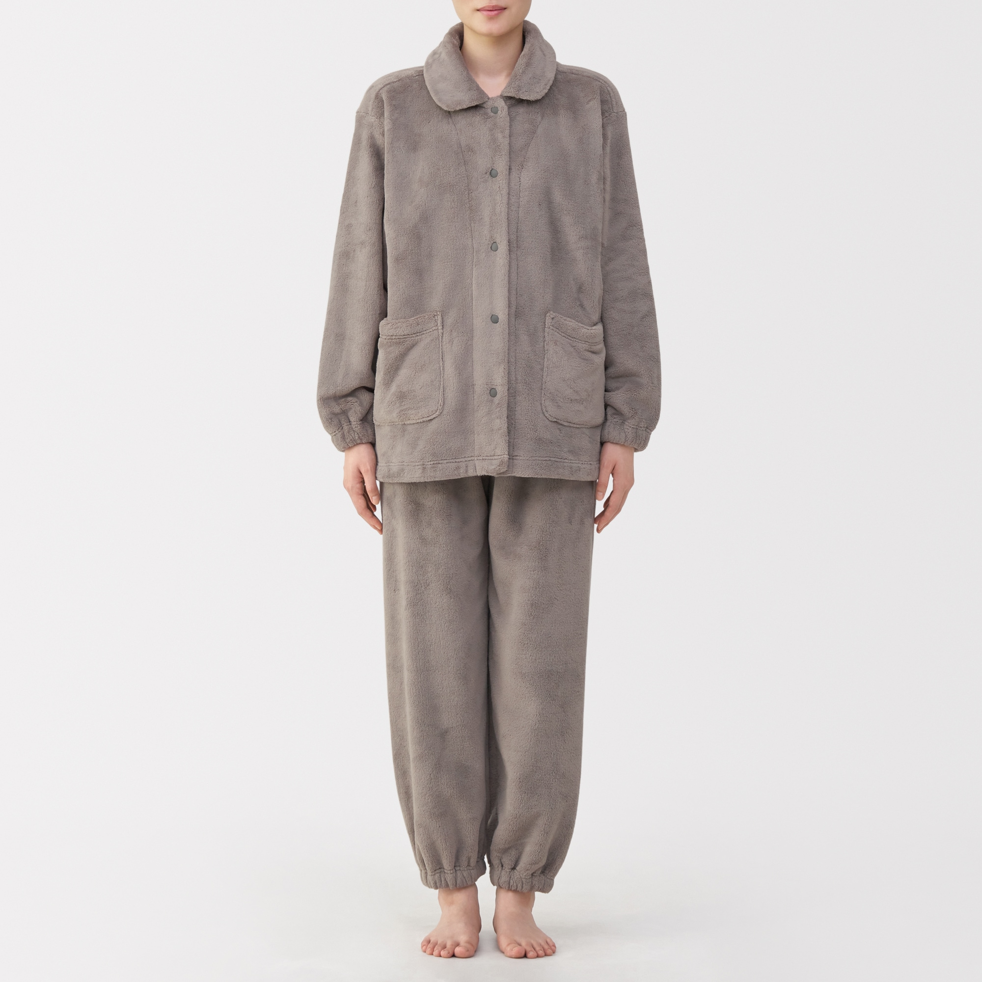 婦人　静電気が起きにくい　着る毛布パジャマ