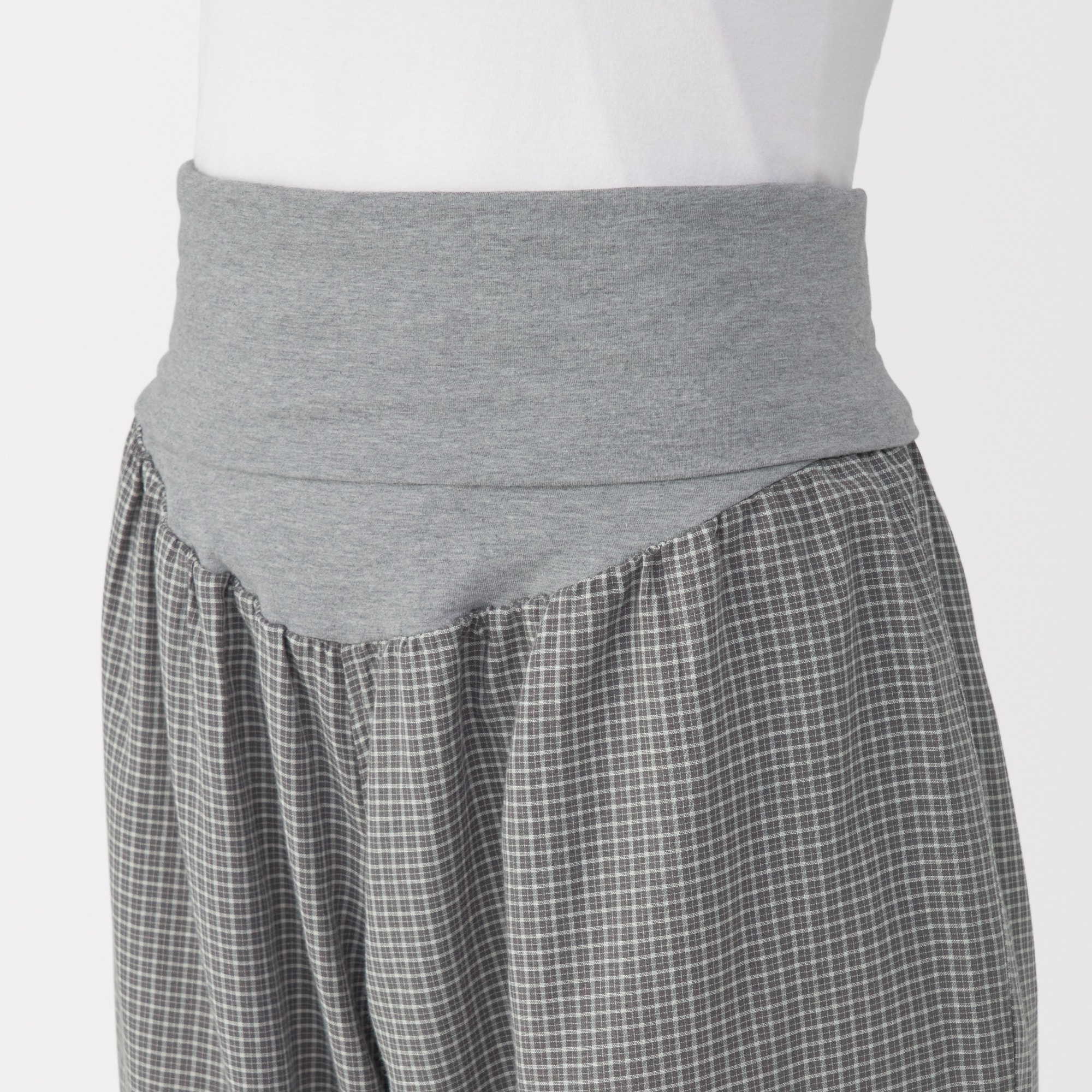 産後も使える　二重ガーゼ長袖パジャマ