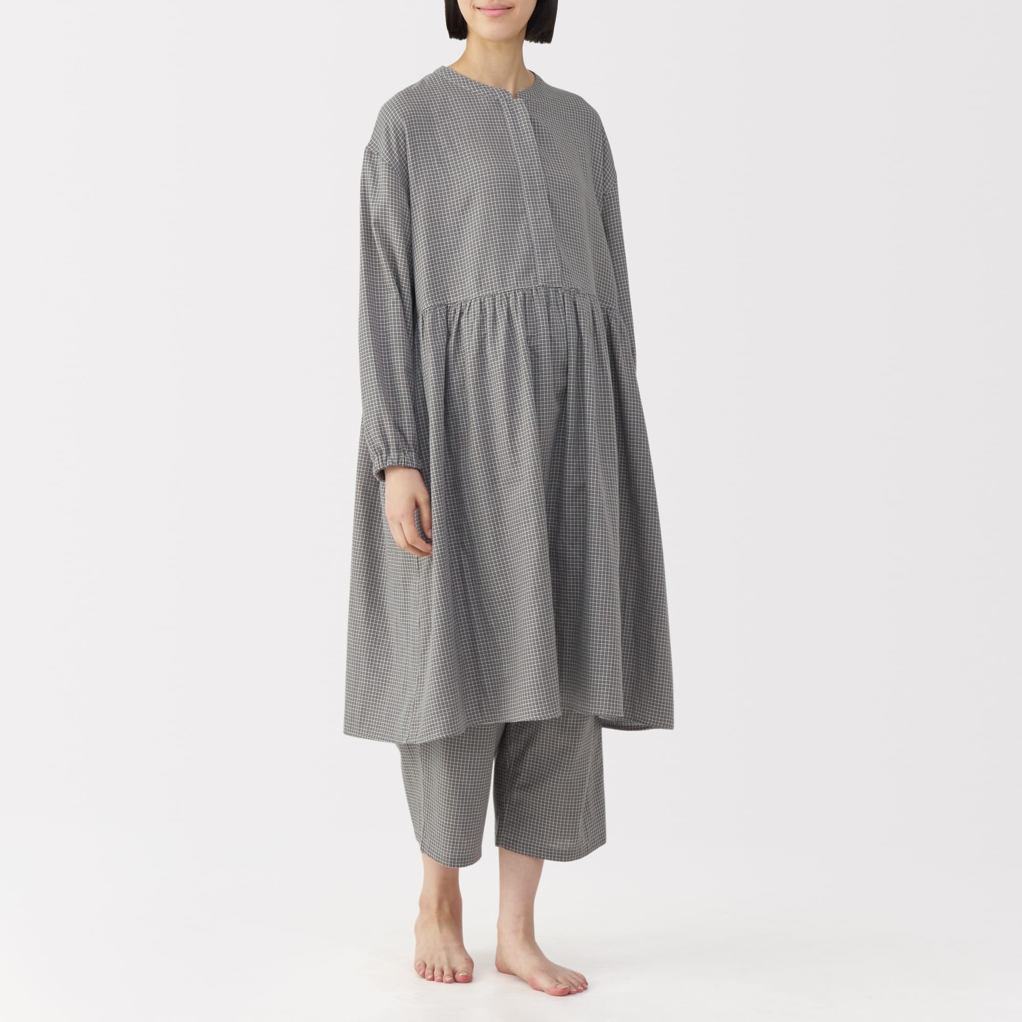 産後も使える 二重ガーゼ長袖パジャマ | 無印良品