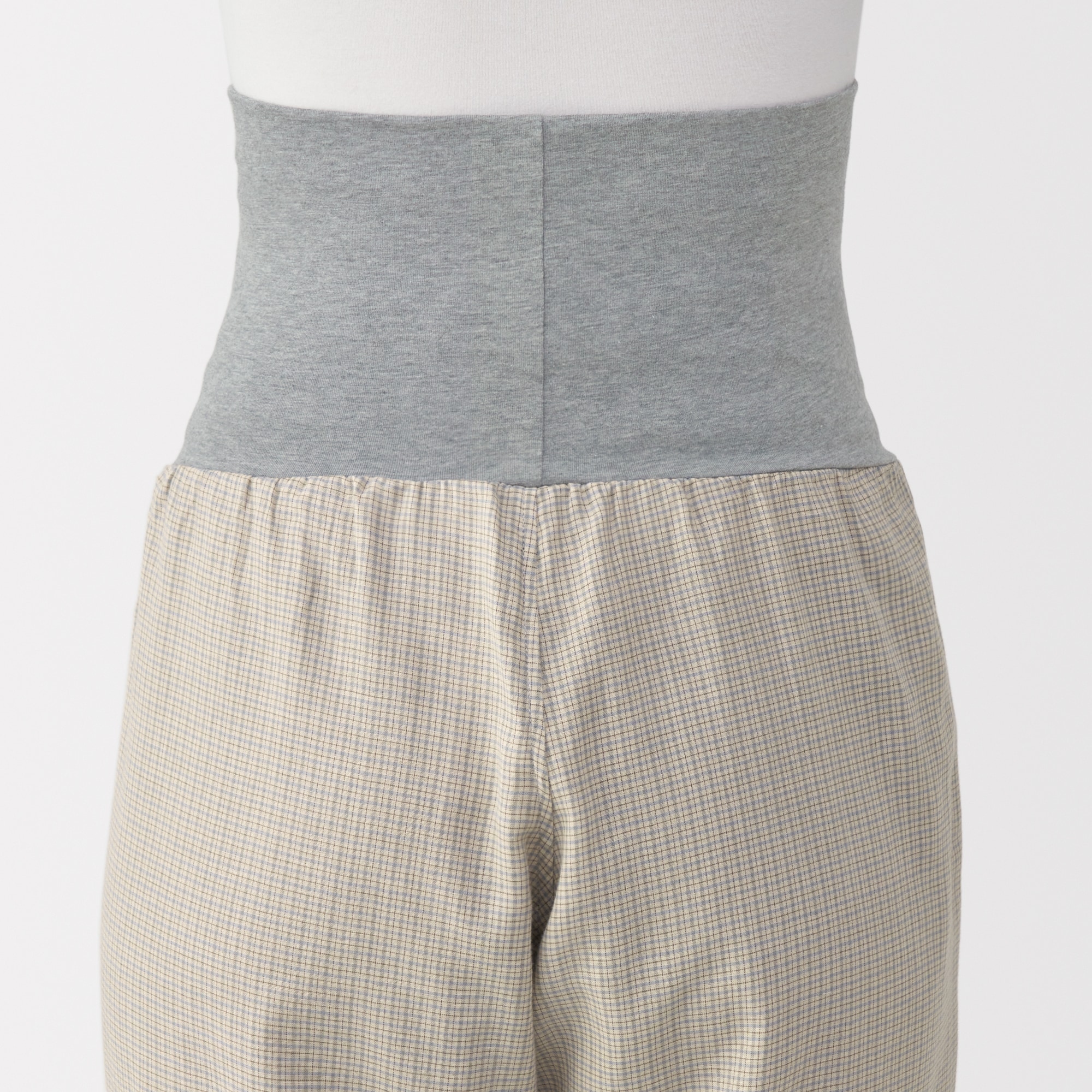 産後も使える　二重ガーゼ長袖パジャマ