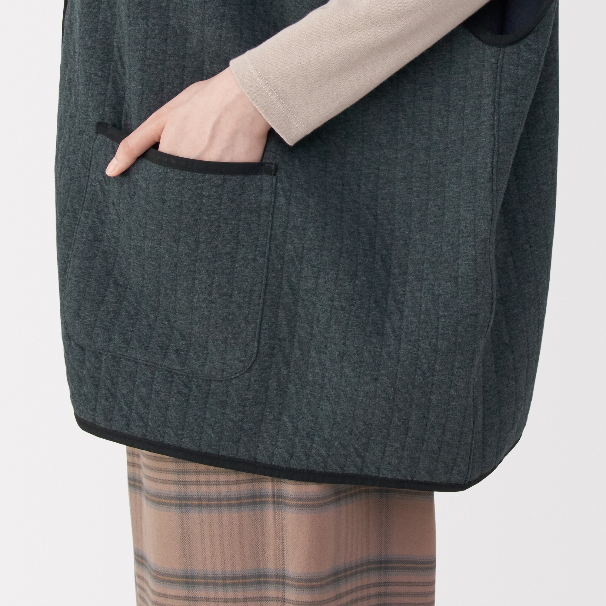 婦人　コットン混キルト　ポンチョ