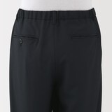 紳士　風を通すストレッチテーパードパンツ