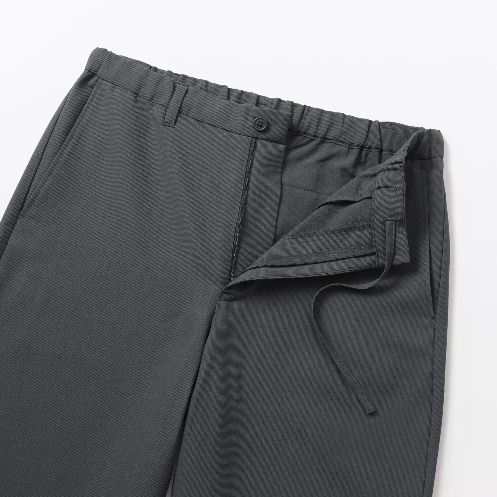 紳士　風を通すストレッチテーパードパンツ