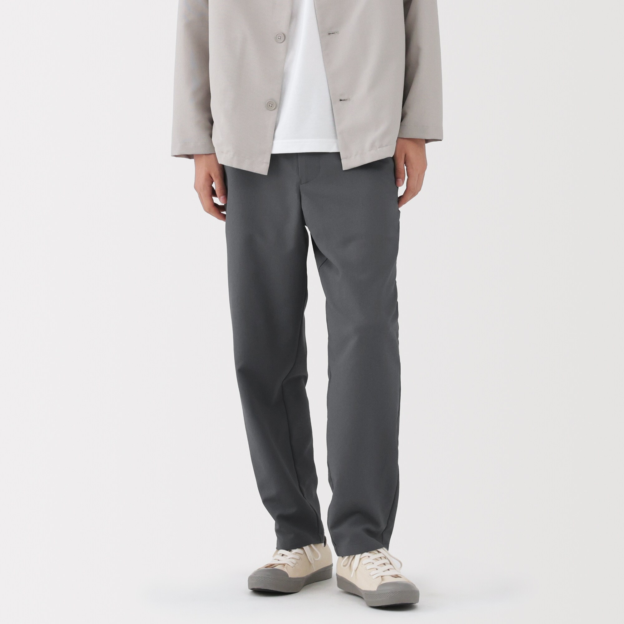 紳士　風を通すストレッチテーパードパンツ