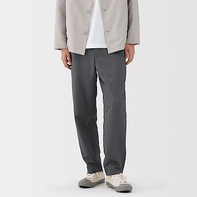 紳士　風を通すストレッチテーパードパンツ