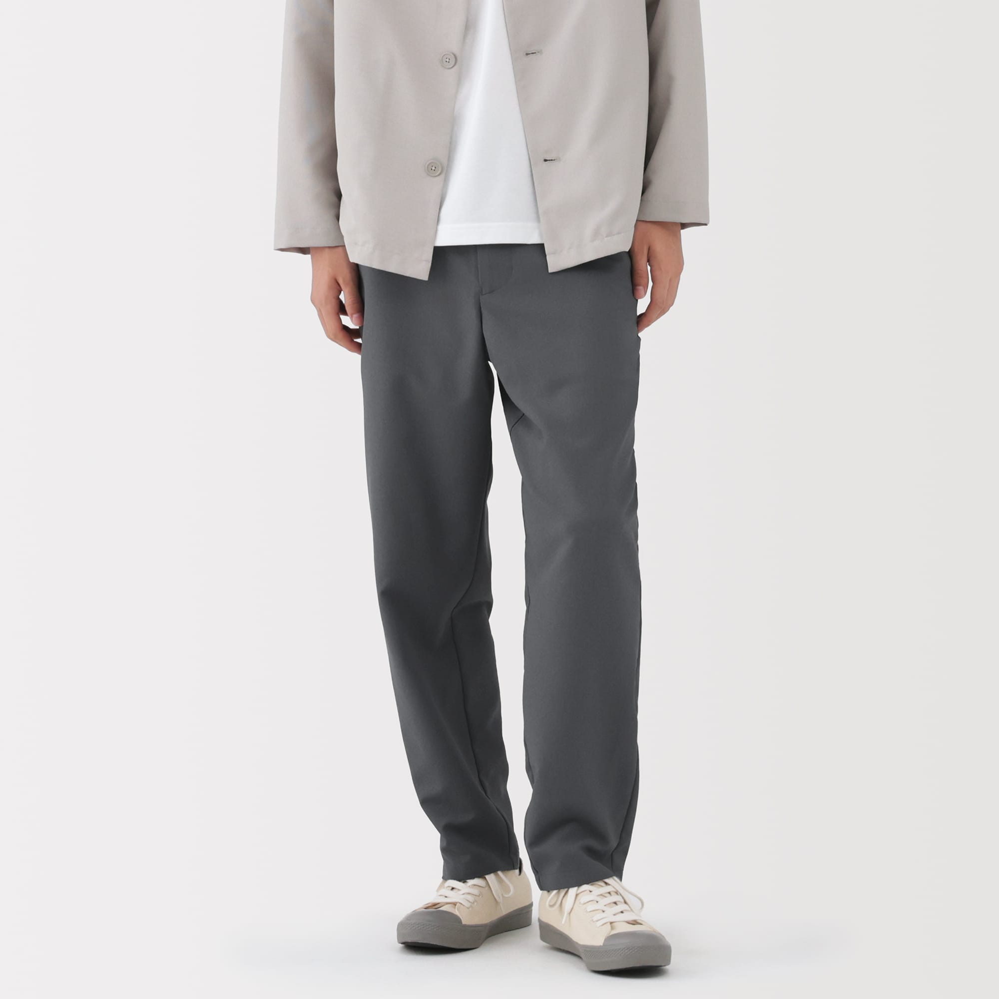 紳士　風を通すストレッチテーパードパンツ