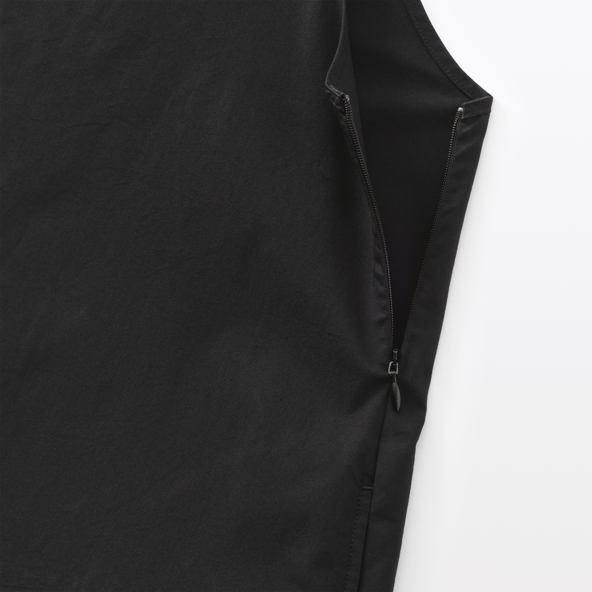 婦人　乾きやすい　ブロードスリーブレスワンピース