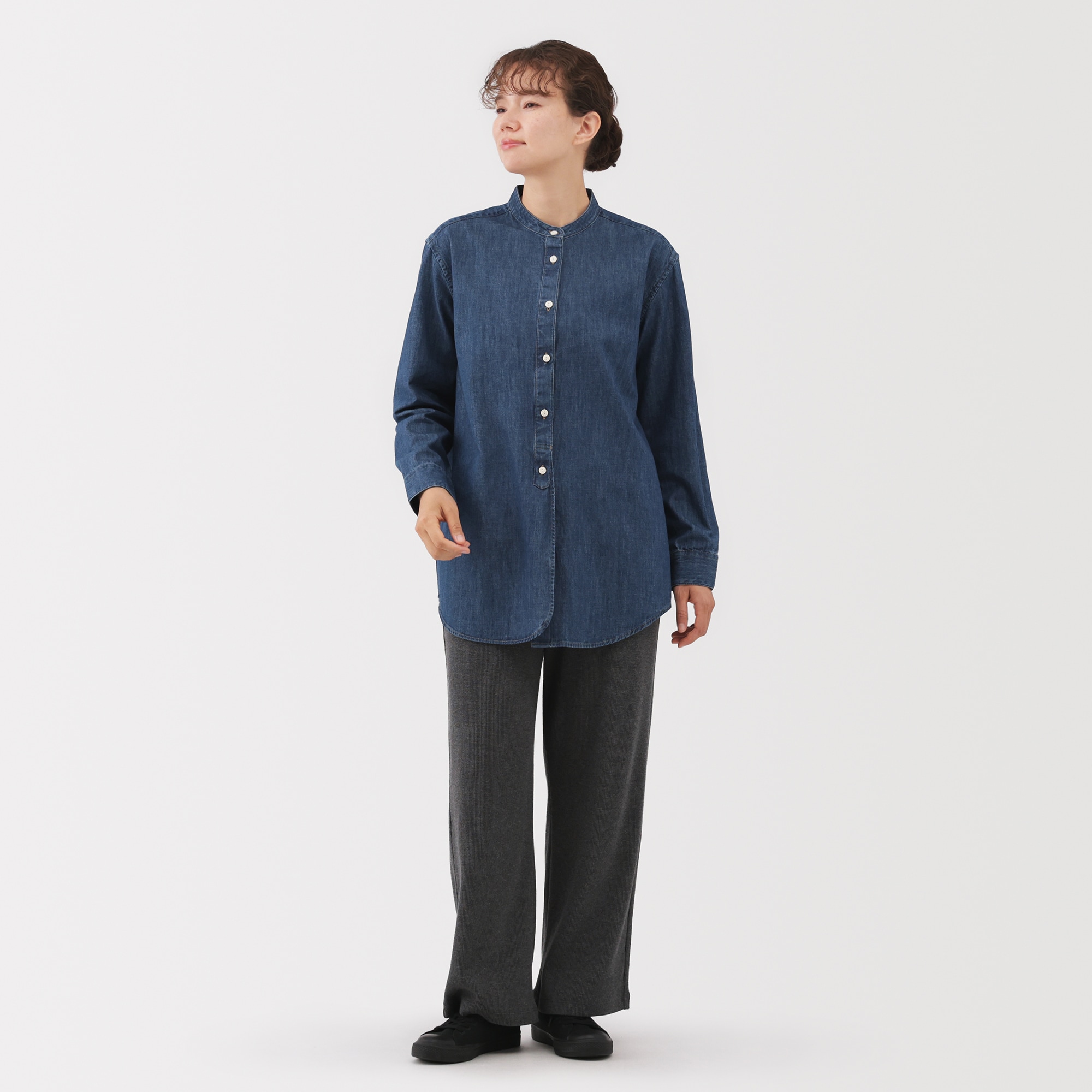 婦人　洗いざらし　デニムスタンドカラー長袖ロングシャツ