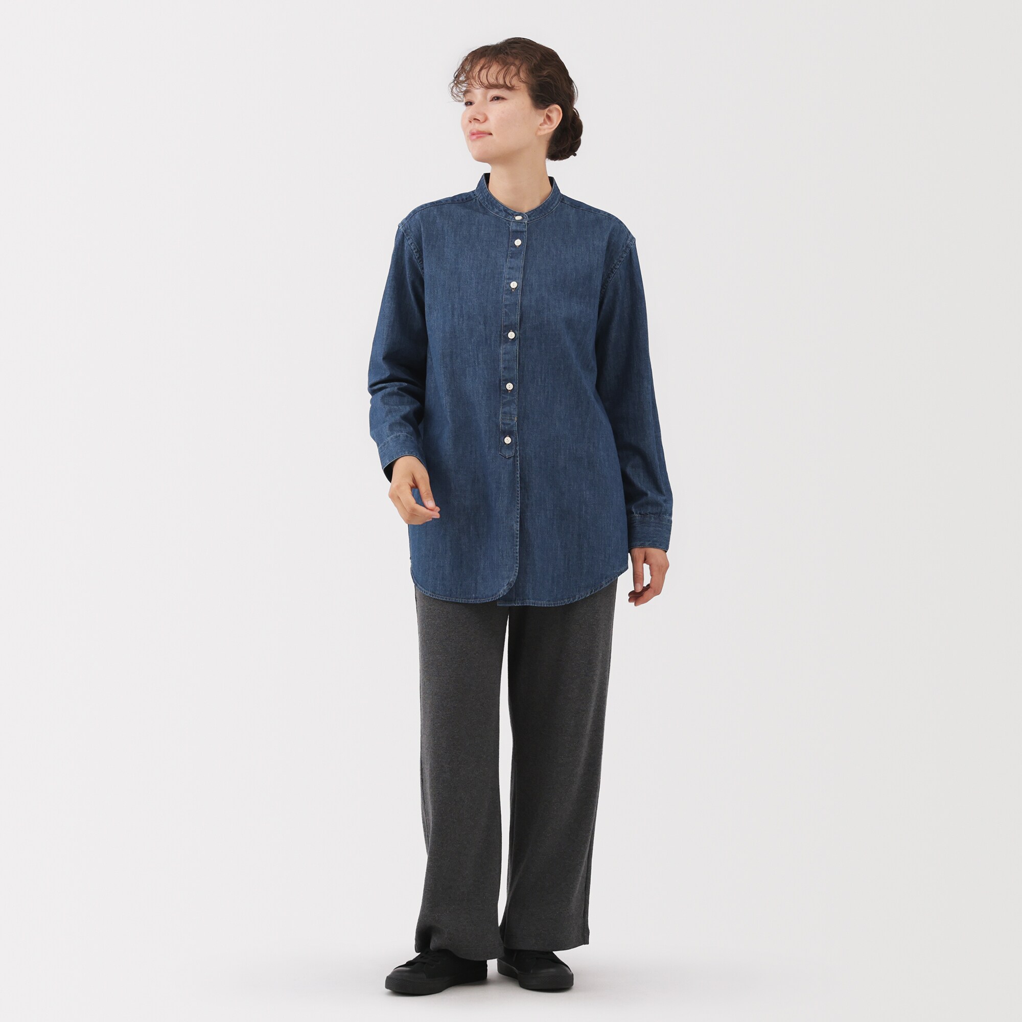 婦人　洗いざらし　デニムスタンドカラー長袖ロングシャツ