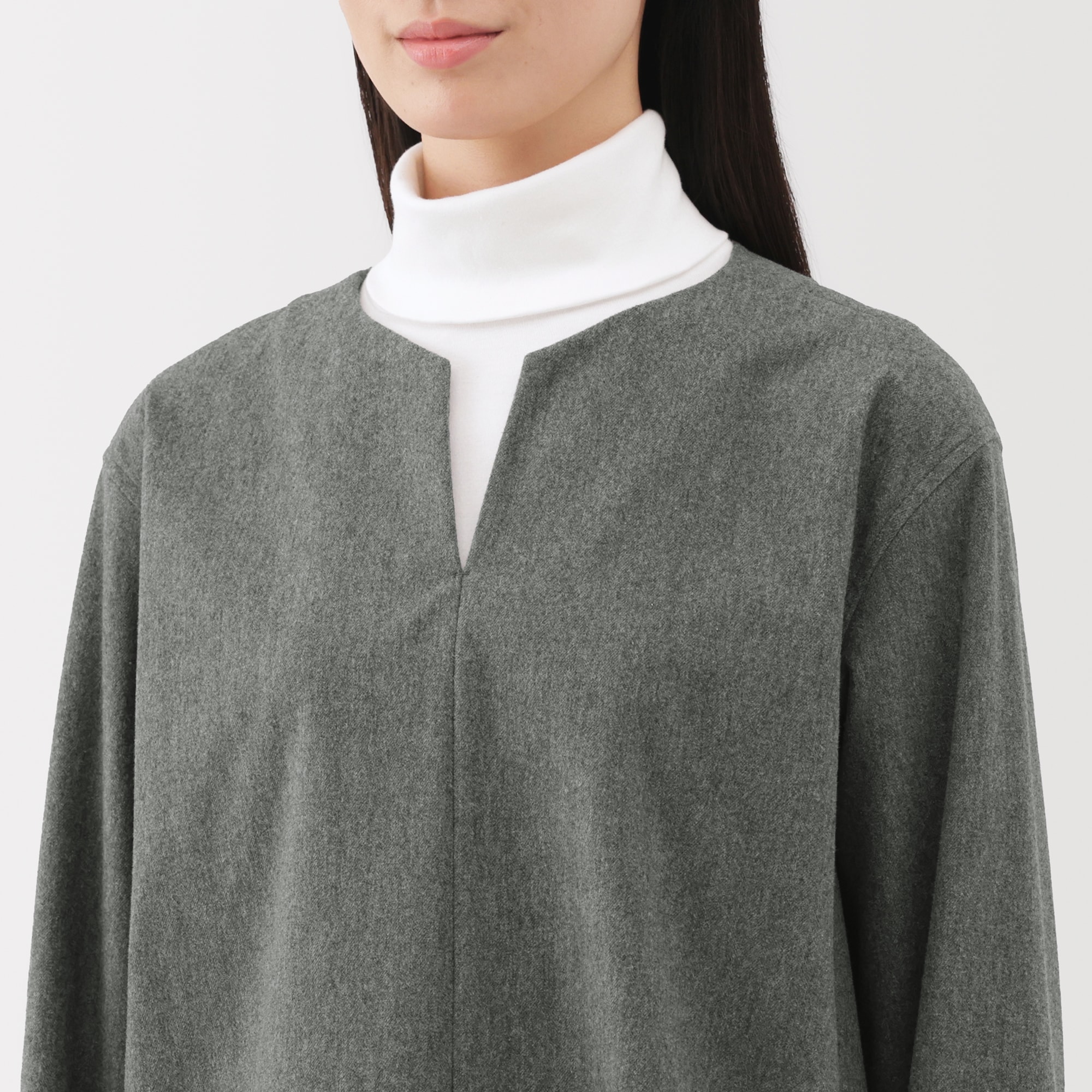 婦人　縦横ストレッチ起毛プルオーバー長袖ブラウス