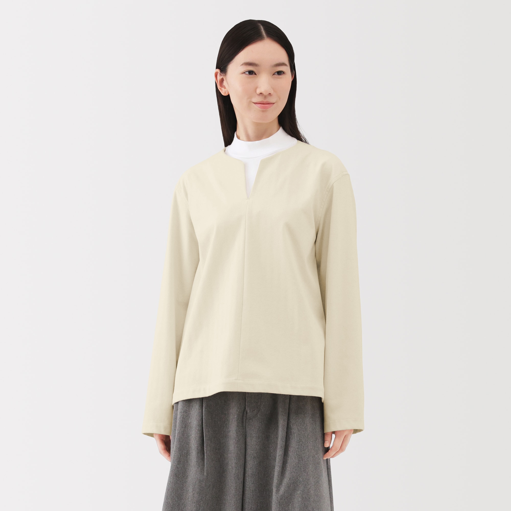 婦人　縦横ストレッチ起毛プルオーバー長袖ブラウス