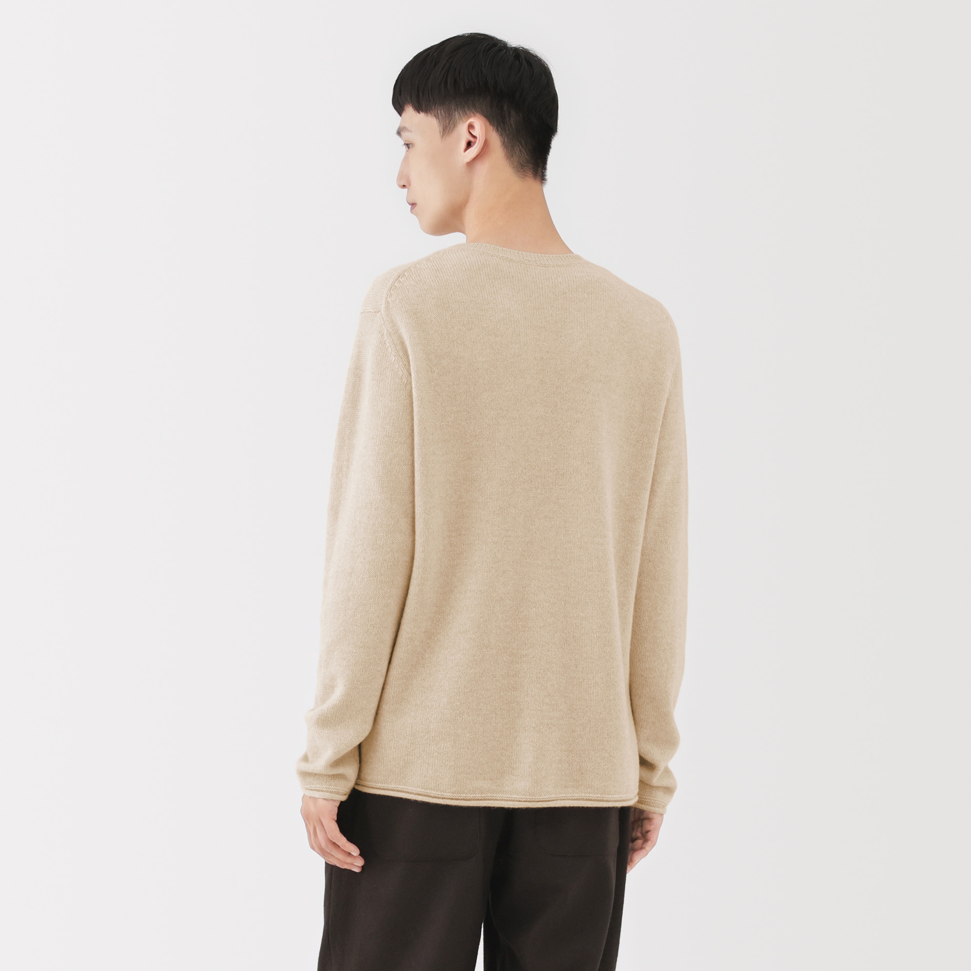 紳士 自然のまんまの色 カシミヤクルーネックセーター | 無印良品